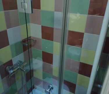 Kastoria Maison | Room "frog" in a neoclasical house