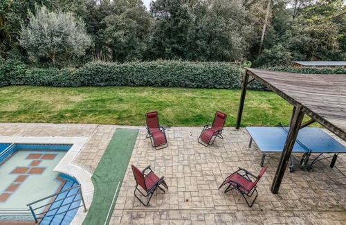 Pujals dels Pagesos Appartement | Chambre "Garbi" avec piscine partagée, Wi-Fi et climatisation