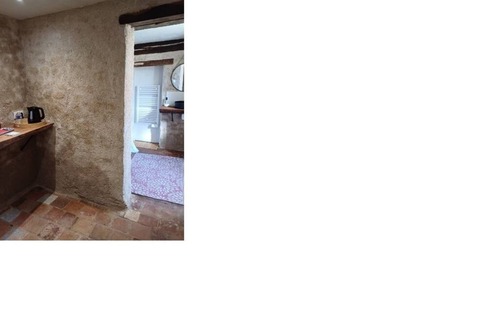 Mauvieres Lit Et Petit-Déjeuner | Room in 15th-century castle tower