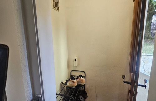 Epalinges Lit Et Petit-Déjeuner | Room in a shared apartment in Epalinges