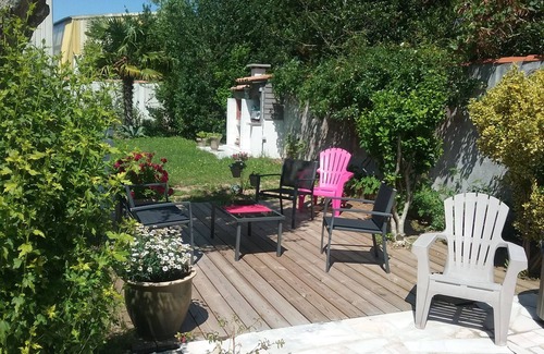 Angoulins Lit Et Petit-Déjeuner | Room in Aytré for students, business travellers, etc.