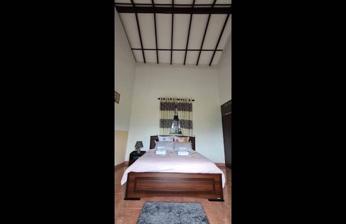 Uswetakeiyawa Maison | Room in B&B - Ja-elas French Touch #5