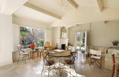 Candeleda Maison | Room in Bungalow - Cozy guest room with double bed