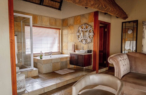 Mookgopong Maison | Room in Lodge - Mmakuba Game Lodge, Two Bedroom Villa 3