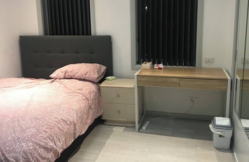 Moorebank Maison | Room in Modern Beautiful House for Rent