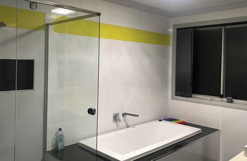 Moorebank Maison | Room in Modern Beautiful House for Rent