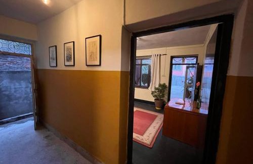 Madhyapur Thimi Appartement | Room in Traditional Nepali house