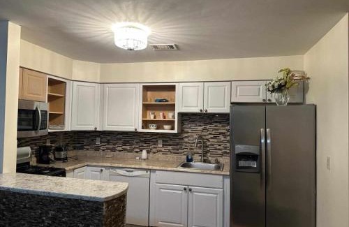 Newark Maison | Room K Divine Villa and Resorts 5mins to EWR Airport and 4mins to Penn Station Newark, New York