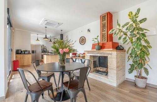 Murchas Appartement | Chambre 'La Boheme 1' avec vue sur la montagne, Wi-Fi et climatisation