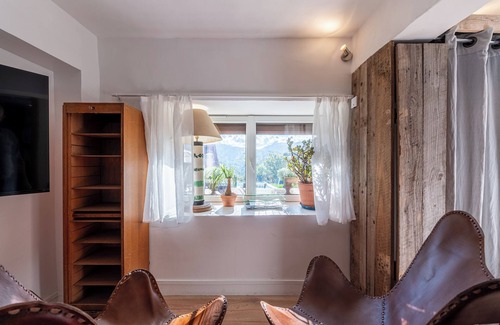 Navette Appartement | Chambre 'La Meule' avec vue sur les montagnes, piscine partagée et Wi-Fi