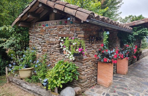 Saumane Appartement | Chambre 'Le Moint Aigoual' avec terrasse partagée, jardin partagé et Wi-Fi