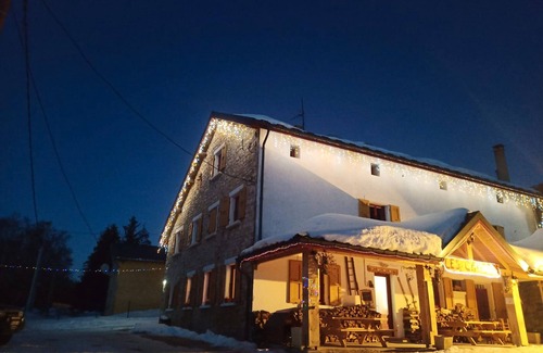 Vassieux-en-Vercors Appartement | Room 'Les Carlines 3' with Mountain View, Shared Terrace and Wi-Fi