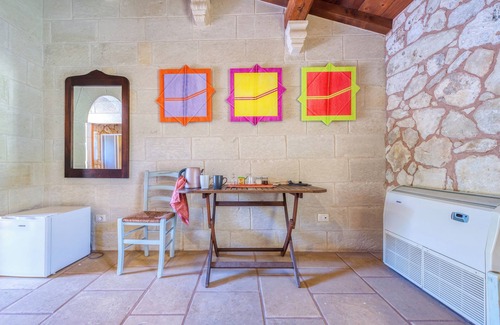 Vernole Appartement | Chambre 'Masseria Copertini - Cervo' avec terrasse privée, Wi-Fi et climatisation
