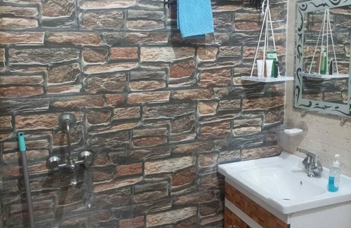 Indirapuram Appartement | Room near sec 62