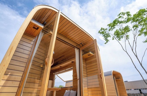 Utsunomiya Cottage | Room only 1 night plan Wooden trailerstyle tiny house lodging bedding futon /Utsunomiya Tochigi