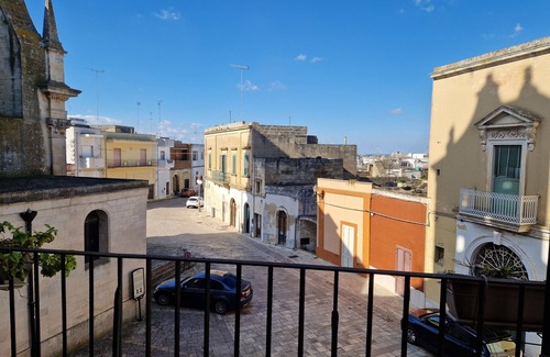 San Donato di Lecce Appartement | Chambre 'Palazzo Costantini - Anturium' avec Terrasse partagée, Wi-Fi et Climatisation