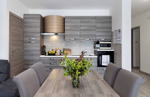 Cervere Appartement | Chambre "Palma" avec terrasse partagée, Wi-Fi et climatisation