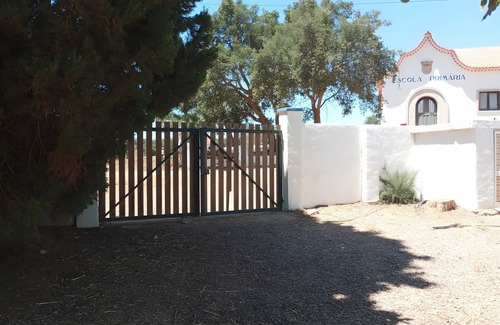 Santiago do Cacem Appartement | Room 'Quarto 2' with Shared Pool, Shared Garden and Wi-Fi