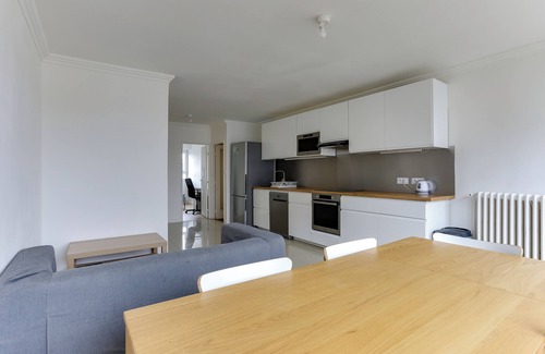 Villeneuve Lit Et Petit-Déjeuner | Room rental - mobility lease
