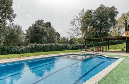 Pujals dels Pagesos Appartement | Chambre 'Tramuntana' avec piscine partagée, Wi-Fi et climatisation