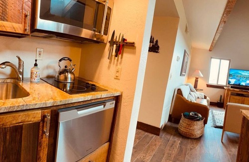 Sunriver Copropriété | Room With a View Condo includes SHARC passes !