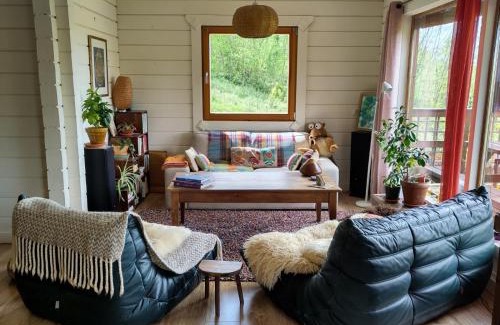 Rimont Maison | Room with en suite bathroom in cosy wooden house