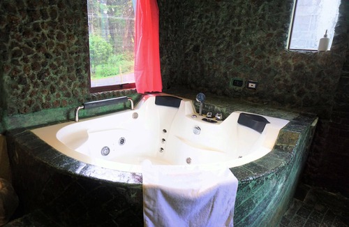 San Rafael de Heredia Maison | Room with Jacuzzi, Holiday Home Spa, Turkish bath, exfoliations