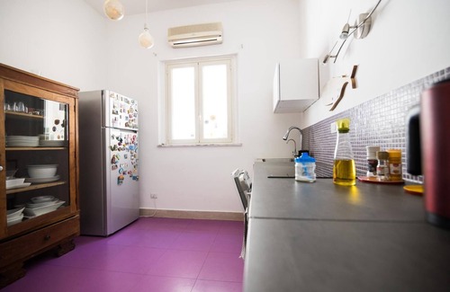 Reggio Calabria Appartement | Room with private bathroom in the city center.