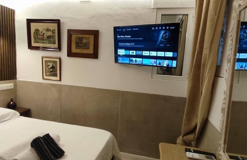Torre Baro Maison | Room with private bathroom 2