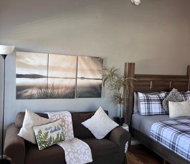 West Jefferson Maison | Room with the view