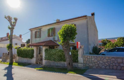 Cres Maison | Rooms with a parking space Cres - 2512