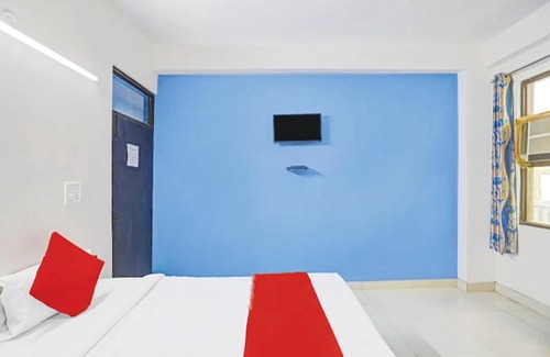 Noida Hôtel | Roomshala 082 Hotel Noida Empire
