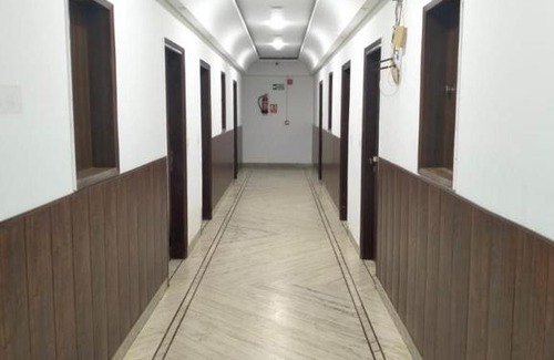 Mahipalpur Extension Hôtel | Roomshala 101 Lakshmi Residency - Mahipalpur