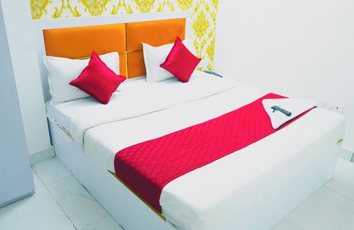 Indirapuram Hôtel | Roomshala 115 Satguru Residency