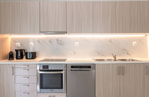 Amarousion Appartement | Roomy 3BR Apartment in Marousi