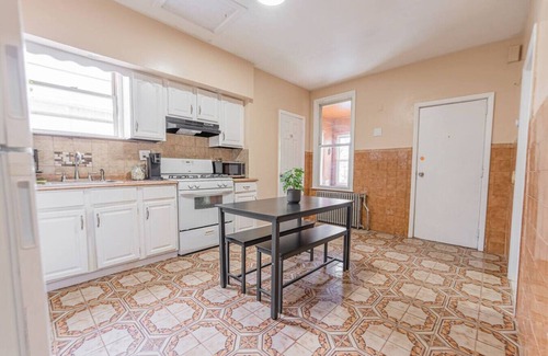 Constable Hook Appartement | Roomy 4br Walk to Transit & connect to NYC