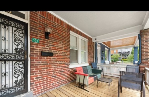 Petworth Maison | Roomy three bedroom house in NW Washington DC. Open space concept, pretty