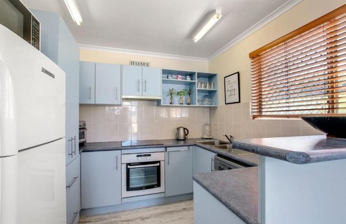 Kings Beach Maison | Rosalie Unit 1, 4 Margaret St, Kings Beach