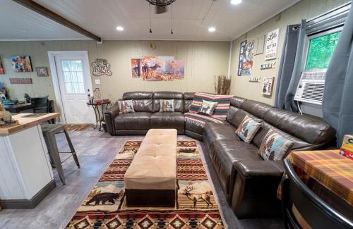 Roscoe Maison | Roscoe Cottage Pet Friendly