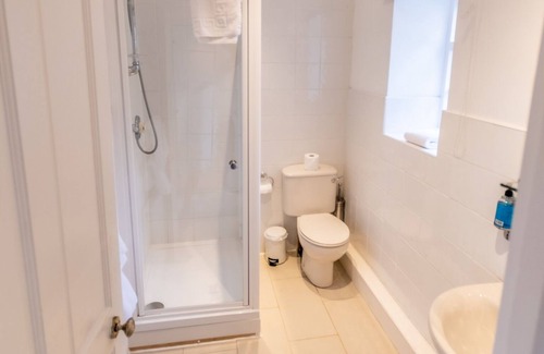 Hinton Charterhouse Maison | Rose And Crown