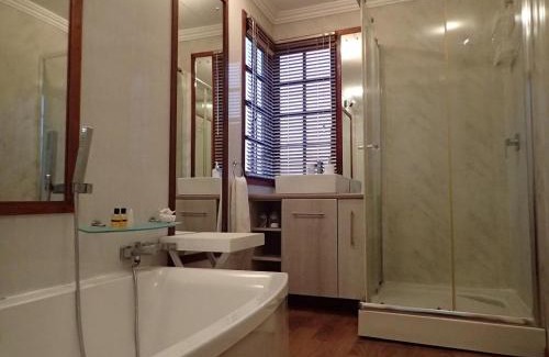 Makhado Maison | Rose and Ivy Cottages