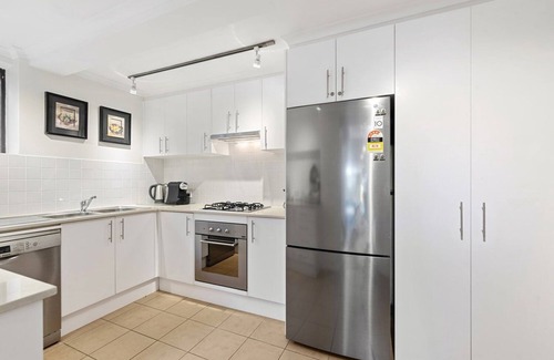 Rose Bay Maison | Rose Bay 2 bedroom home + spacious outdoor terrace