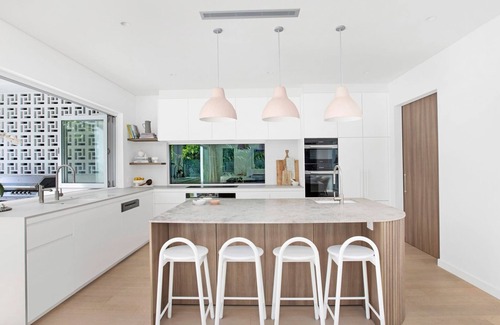 Rose Bay Maison | Rose Bay Luxe - Rose Bay is a luxurious destination renowned for its sophistication