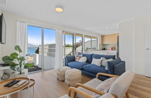 Rose Bay Villa | Rose Bay Riverfront - Dreamy Luxury by the Water