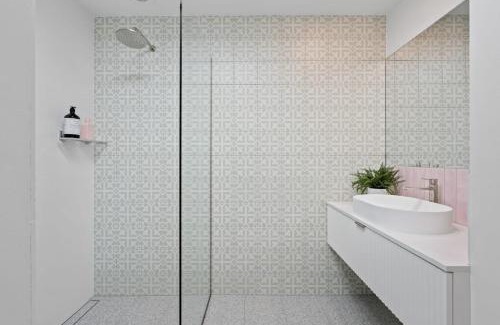 Rose Bay Villa | Rose Bay Riverfront - Dreamy Luxury by the Water