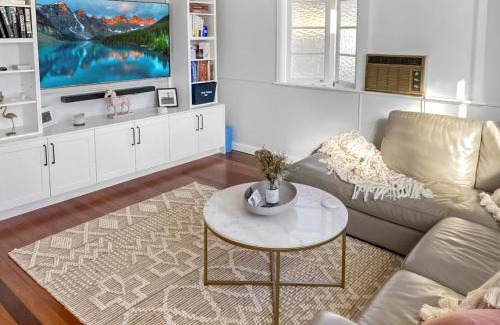 Indooroopilly Maison | Rose Cottage