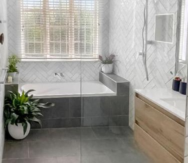 Indooroopilly Maison | Rose Cottage