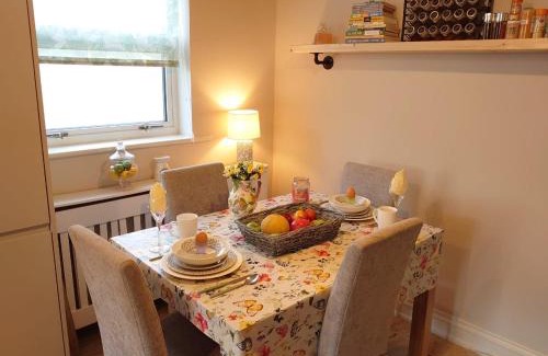 Rayleigh Maison | Rose Garden Retreat