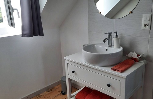 Le Blanc Lit Et Petit-Déjeuner | Chambre "Rose" dans Maison de Maître avec Parking et Recharge Véhicule - Le Blanc