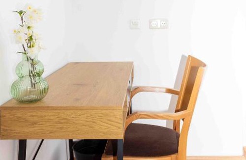 Krieglach Maison | Roseggercafé